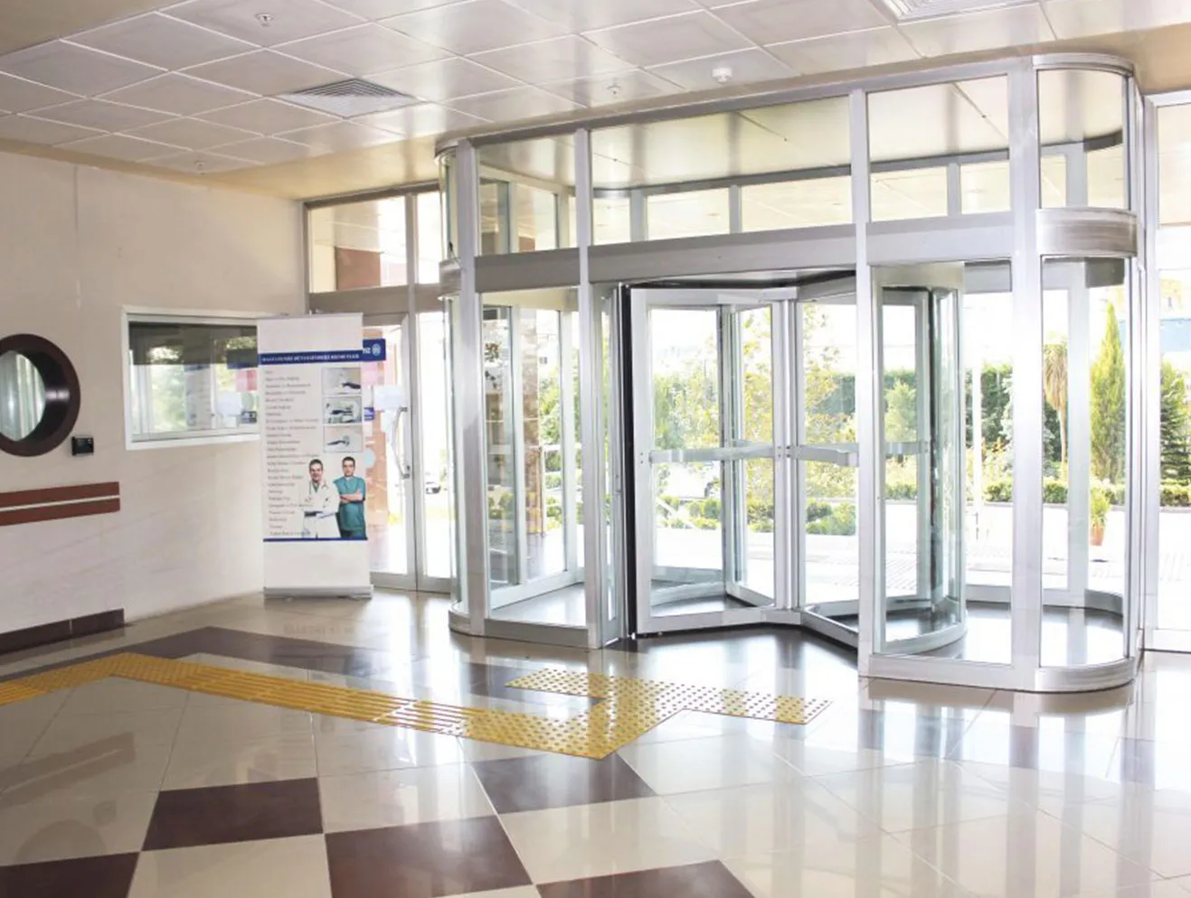 Porte Tournante